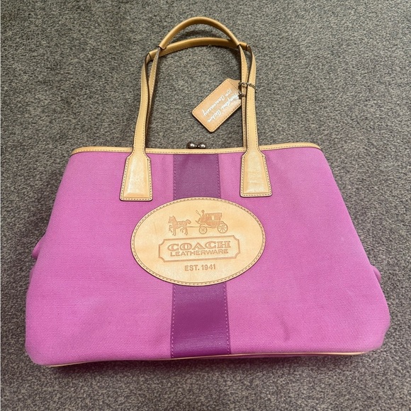 Vintage Pink Canvas Coach 1941 Hamptons Archive 10th Anniversary Tote Bag - Picture 10 of 10